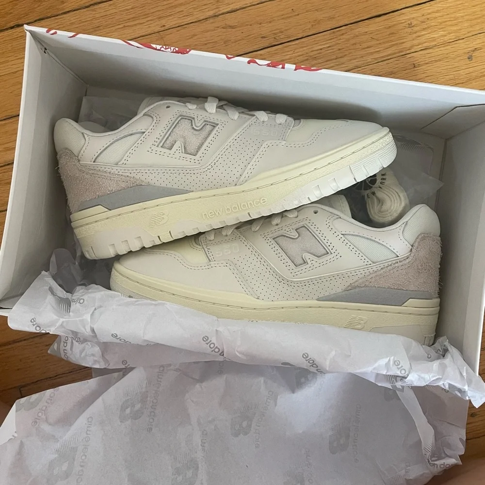 Aime Leon Dore New Balance P550 Basketball Oxfords in White - Picture 1 of 6